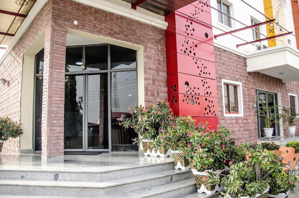 Hotel Rosebud Абуджа Экстерьер фото