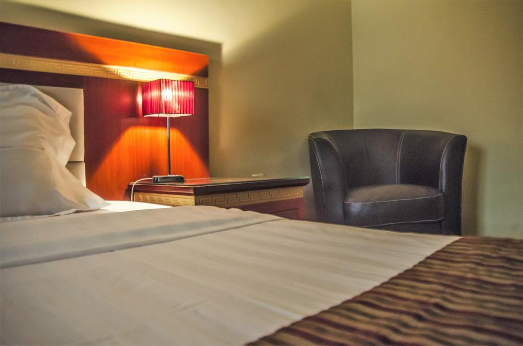 Hotel Rosebud Абуджа Экстерьер фото