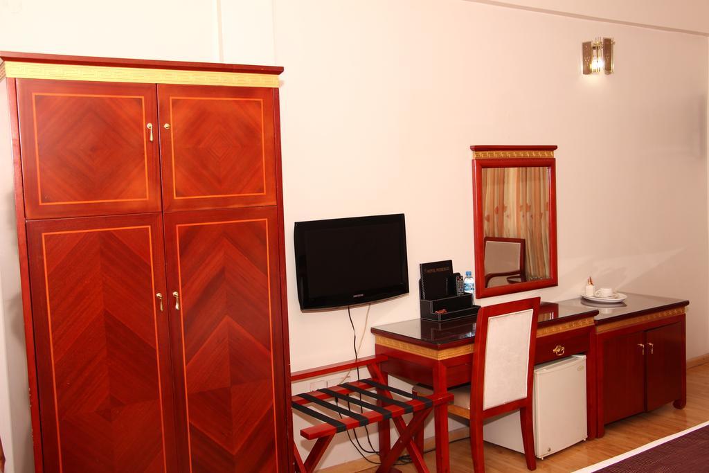 Hotel Rosebud Абуджа Экстерьер фото